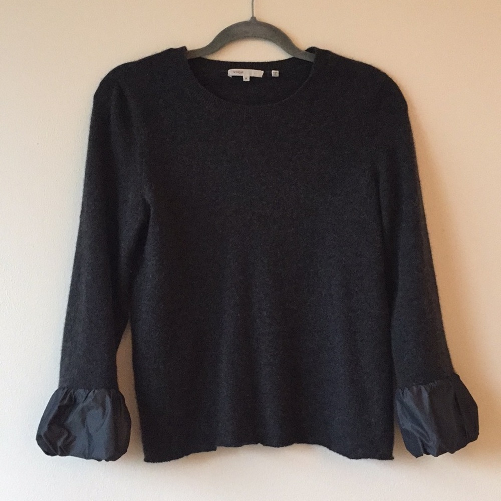 Vince. Cashmere Top